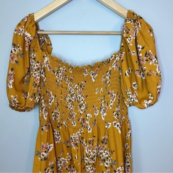 Flynn Skye Justine Square Neckline Mustard Springs Floral Crepe Romper Size M - Picture 14 of 16
